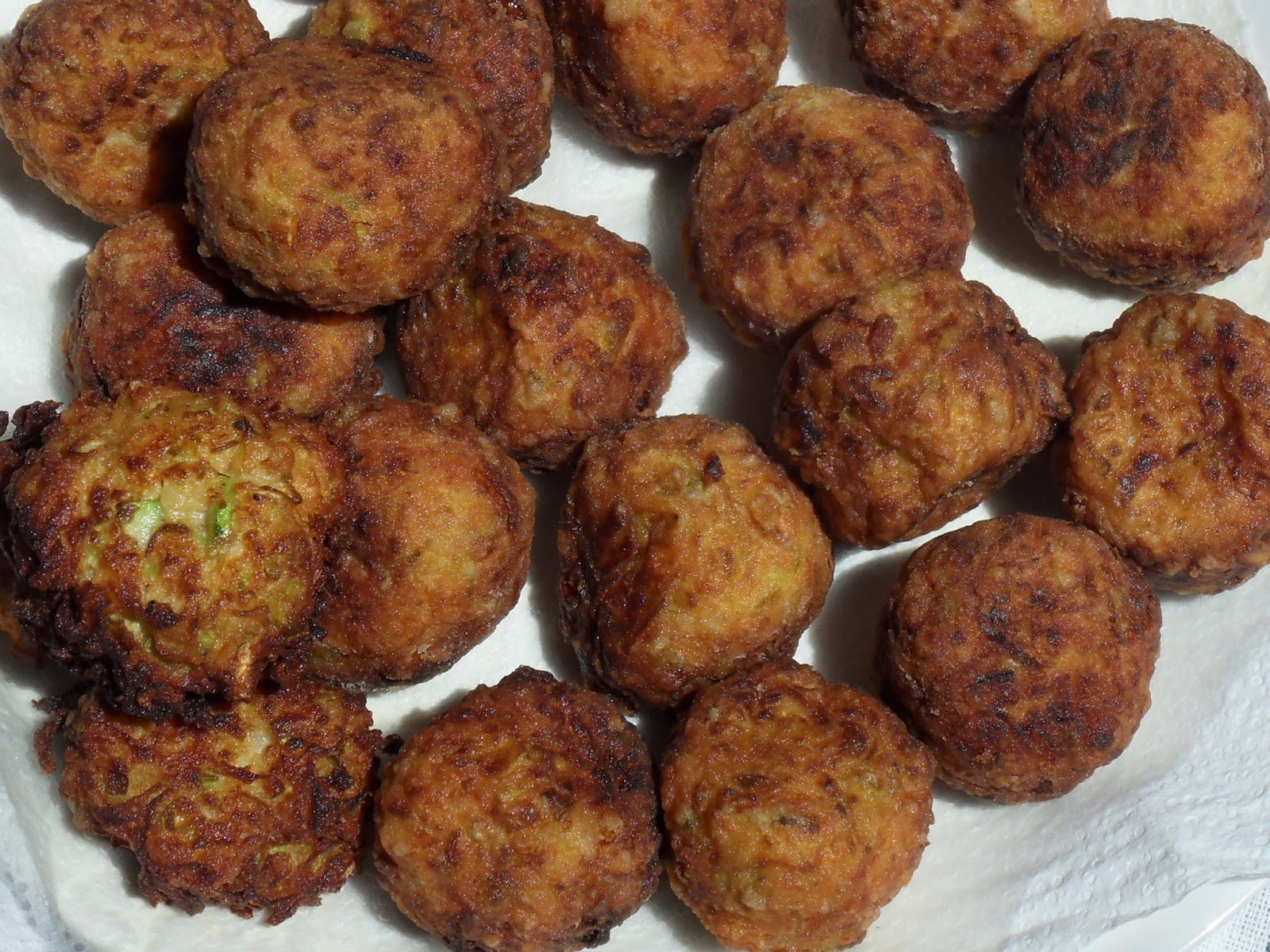 Diana's Cook Blog: Boulettes de courgettes à la feta