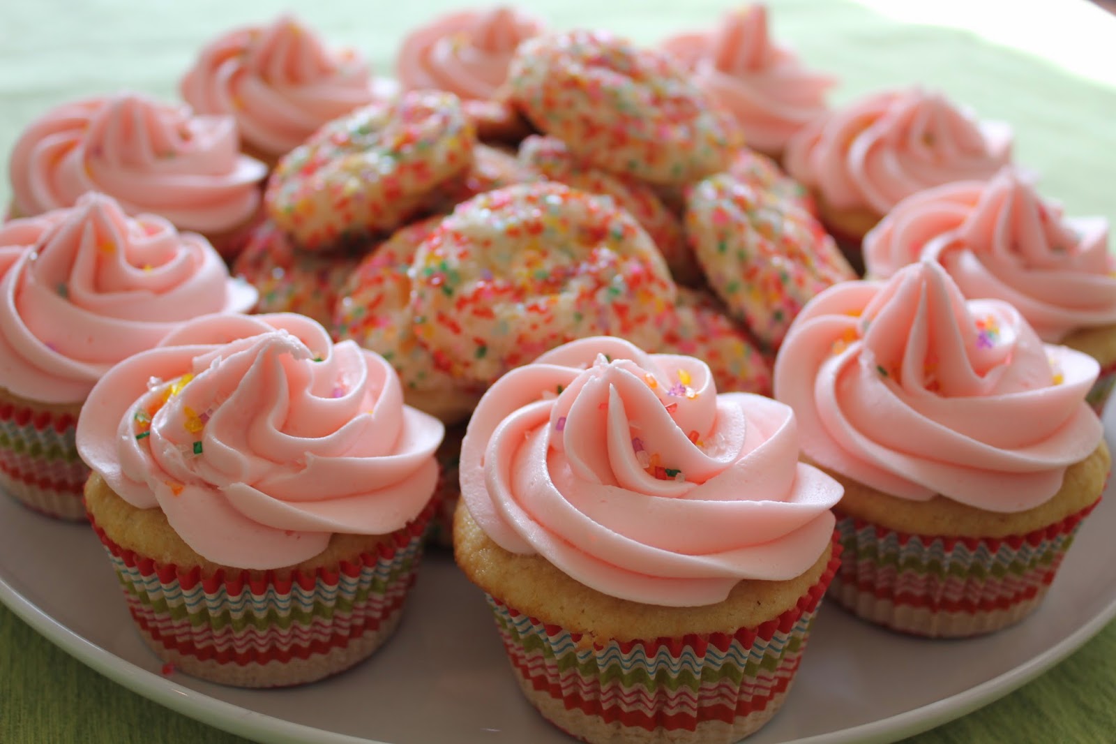 What's Up Cupcake? Sweet Treats Saturday Sugar Cookie Cupcakes