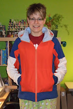 Colour-blocked Hoodie