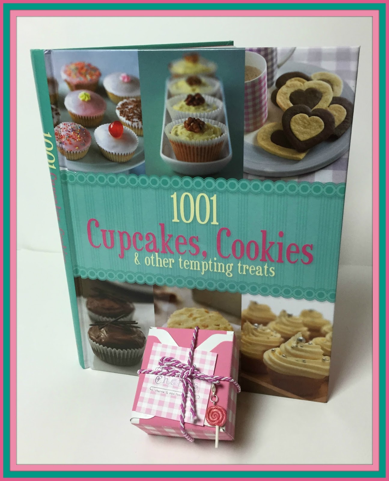 Cake Cupcakes Cookies Weekend Cupcake Book Surprise Jewelry Giveaway Cake Cupcakes Cookies Weekend Cupcake Book Surprise Jewelry Giveaway