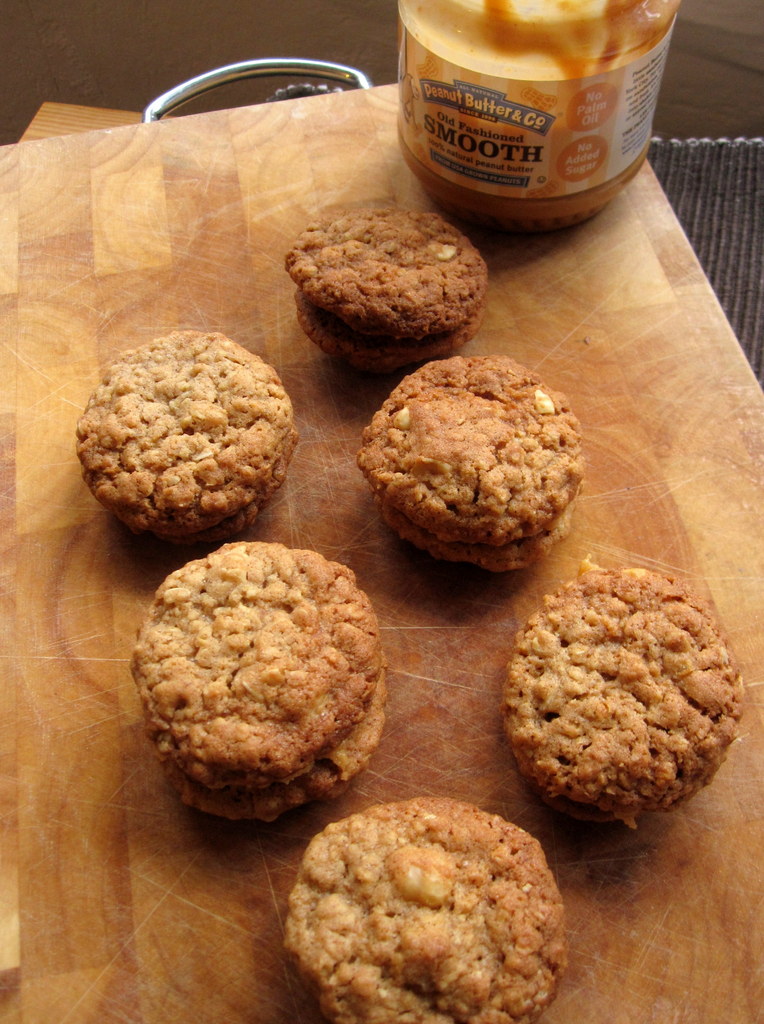 Lazy Giraffe Blog Oat & Peanut Butter Sandwich Cookies