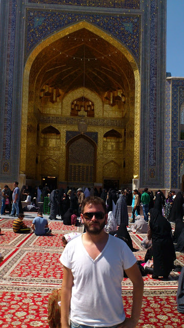 La mezquita de oro en Masshad