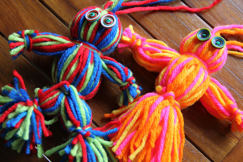 homemademyplace Make it! Yarn dolls