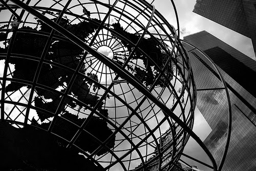 INICIACIÓN DEL PENSAMIENTO SOCIOLÓGICO