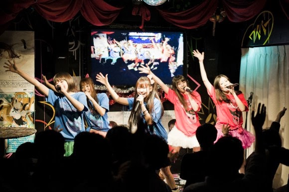 Grup idol Jepang Wisata unik Jepang