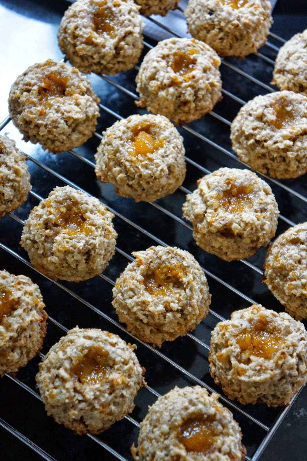 Apricotwalnut oatmeal cookies Tera Solara