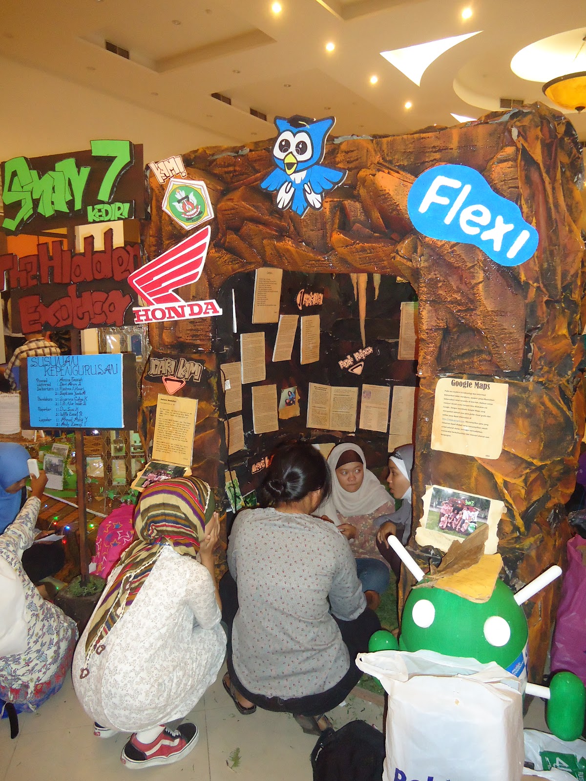 RIU is ME Hasil Karya Mading 3 Dimensi SeKarisidenan Kediri