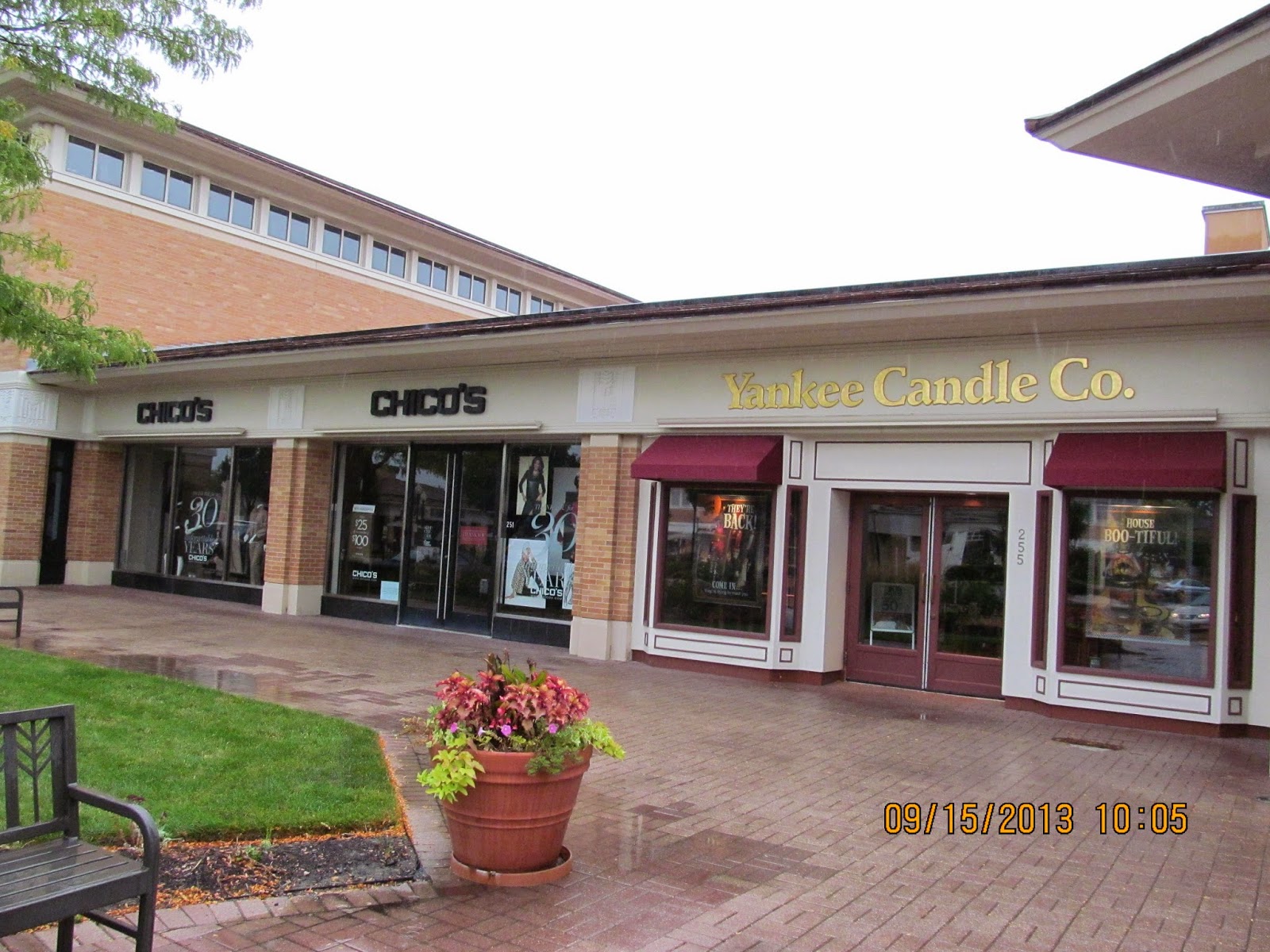 Trip to the Mall Town Square Wheaton (Wheaton, IL)