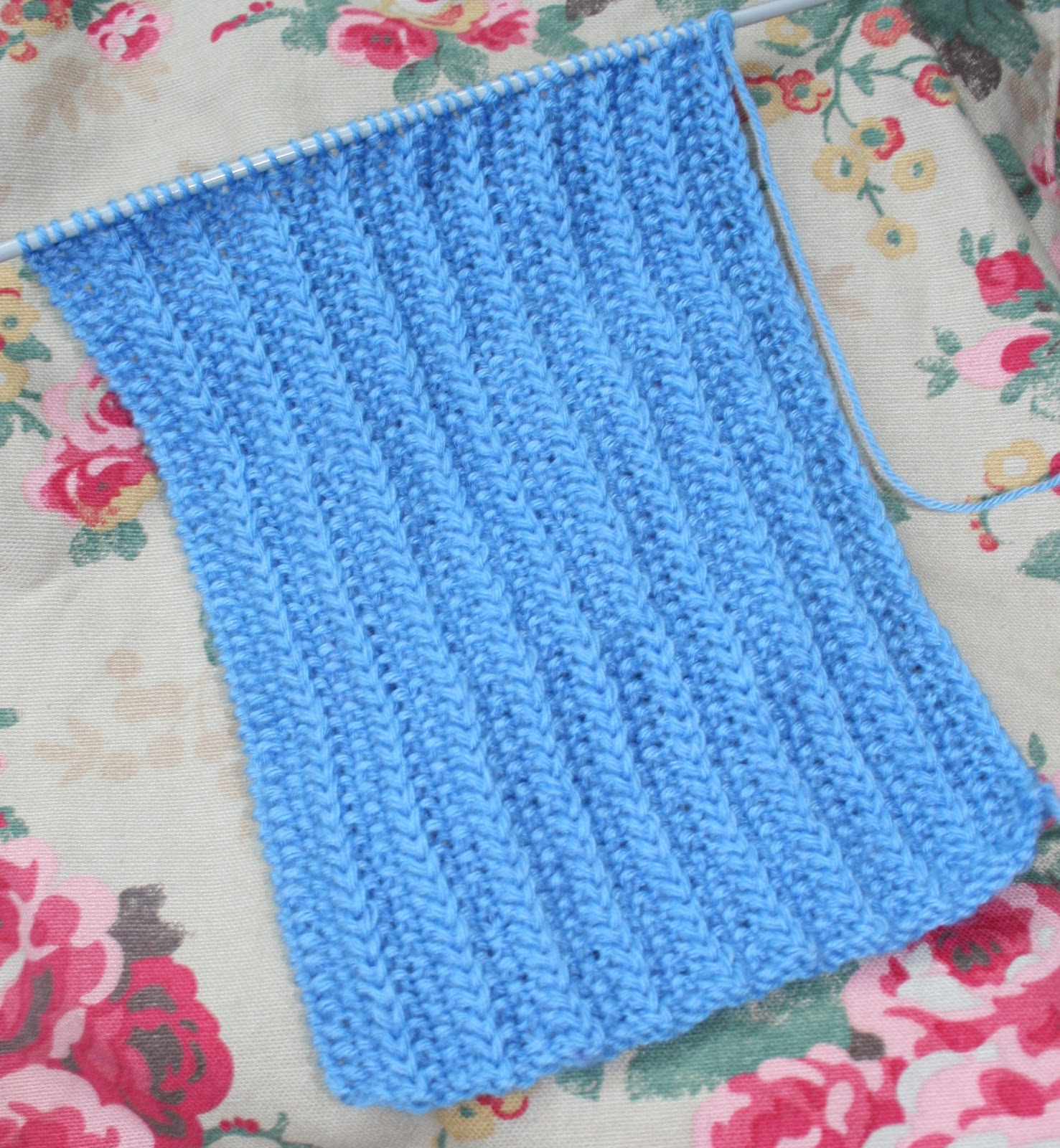 1940s Style For You: Knit Yourself a 1940s Turban - Free ...