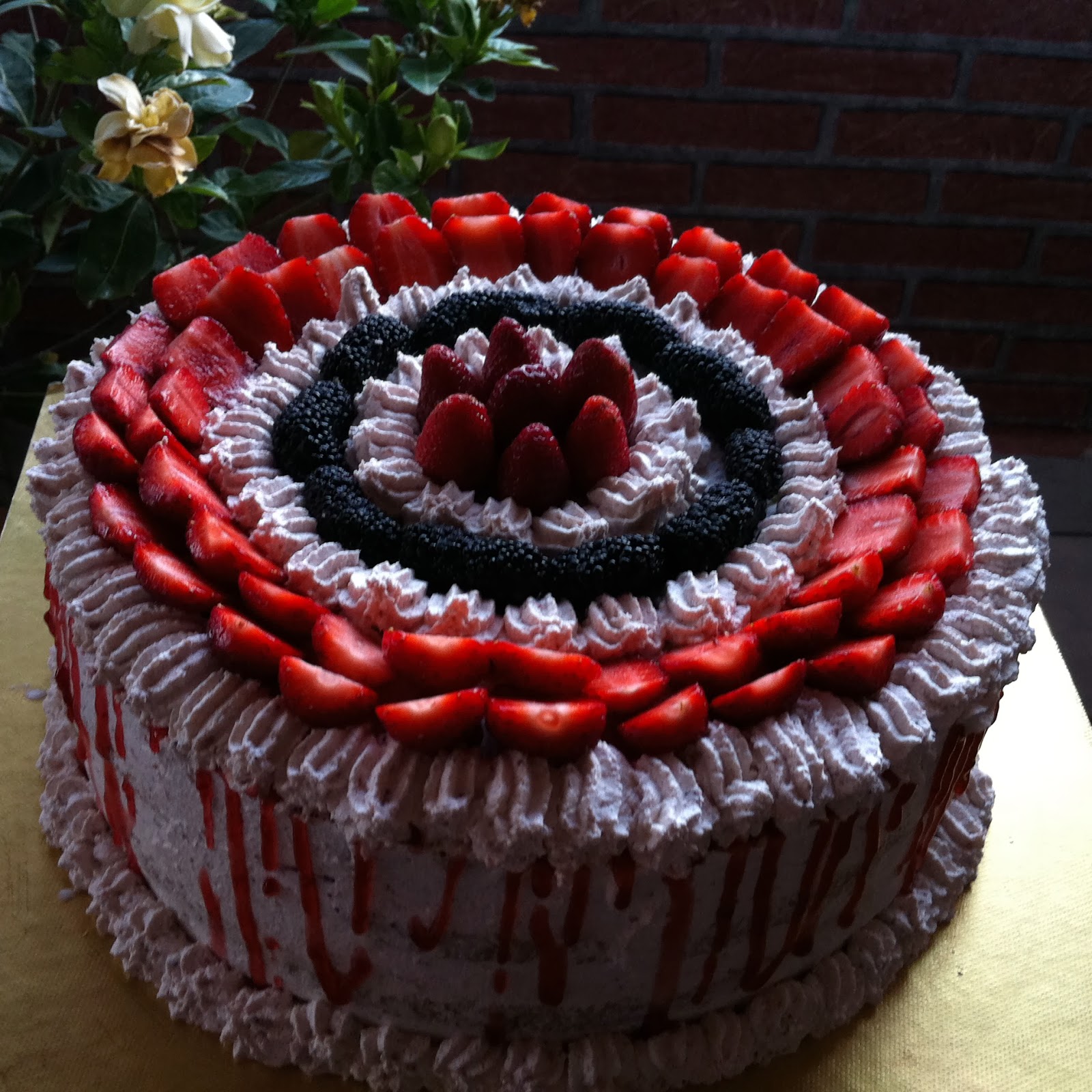 LEZZET DURAGİ PASTA GALERİSİ Çikolatalı &amp; Meyveli Kremalı Pastalar