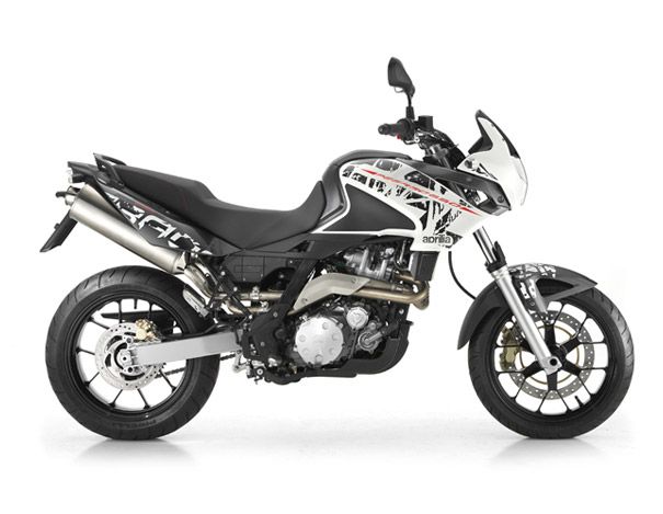 PEGASO 650 CUSTOM.jpg