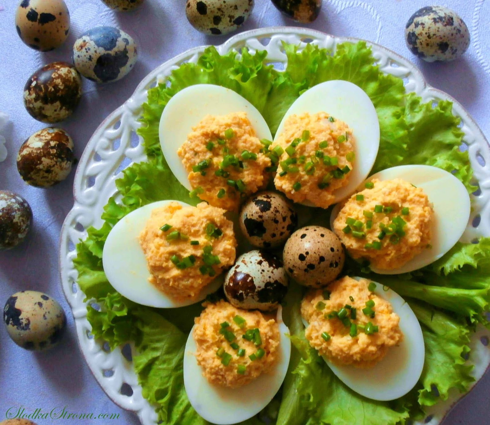 Jaja faszerowane Pastą Jajeczną - Przepis - Słodka Strona
