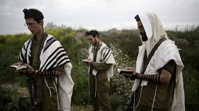 Parlamento israelense prorroga isenção de serviço militar para ultraortodoxos Parlamento israelense prorroga isenção de serviço militar para ultraortodoxos