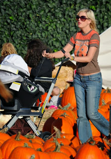 Tori Spelling pumkin patch