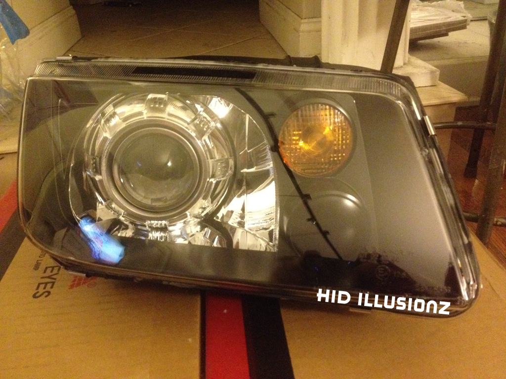 HID ILLUSIONZ Volkswagen Jetta MK4 FXR Orbit HID Retrofit Projector