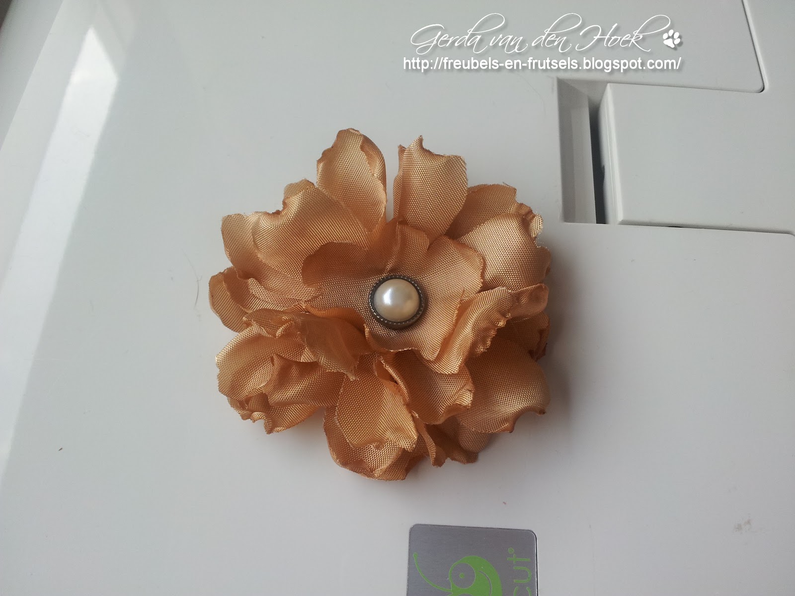 watermerk bloem gerda s freubels en frutsels bloem van voeringstof watermerk bloem gerda s freubels en frutsels bloem van voeringstof