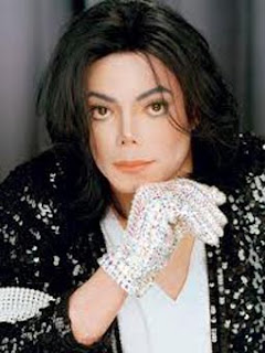 Michael Jackson Membuat Wajah Menjadi Seram