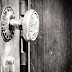 Front Door ( Dia 9 )