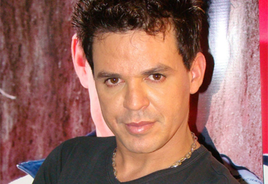 Eduardo Costa - Primeiro de Abril 