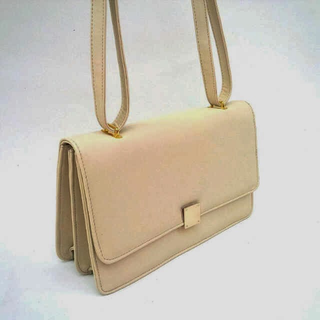 Molly\u0026#39;s Trolley: Celine Case Flap