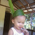 Mau Dong, Makan dengan Piring Daun