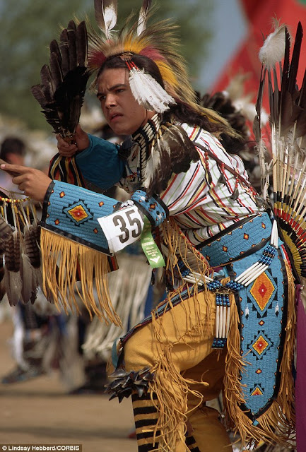 article 2217359 157DD2C0000005DC 487 634x937