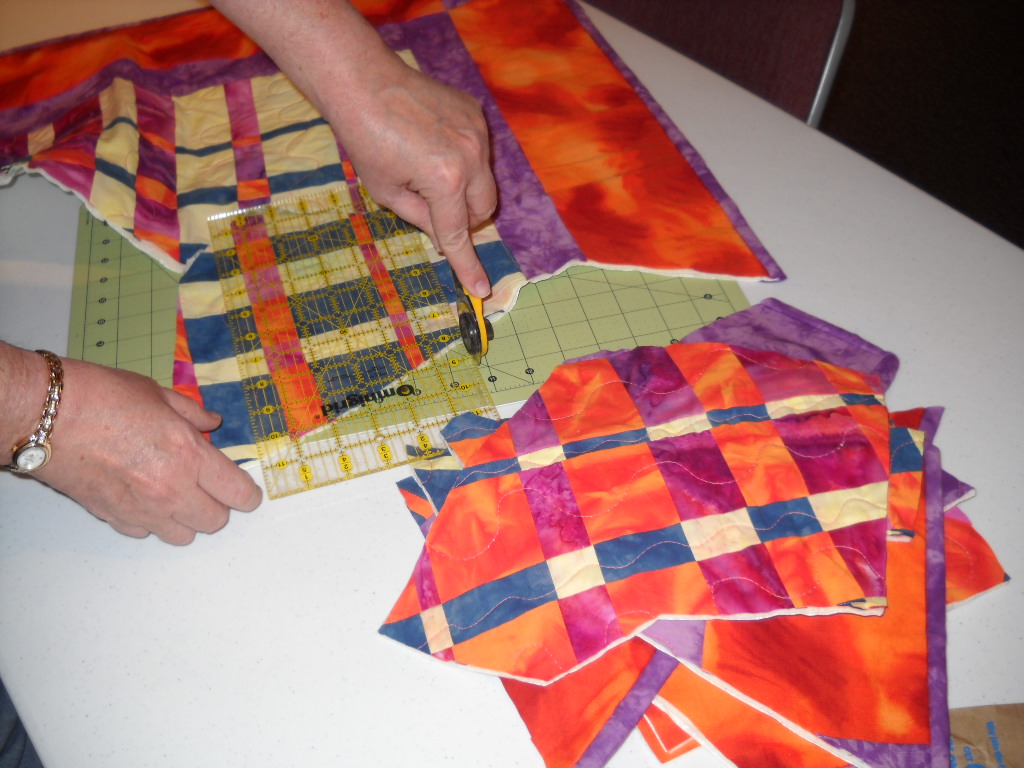 Melody Crust Fiber Artist Hands All Around Quilt Guild, Bloomington