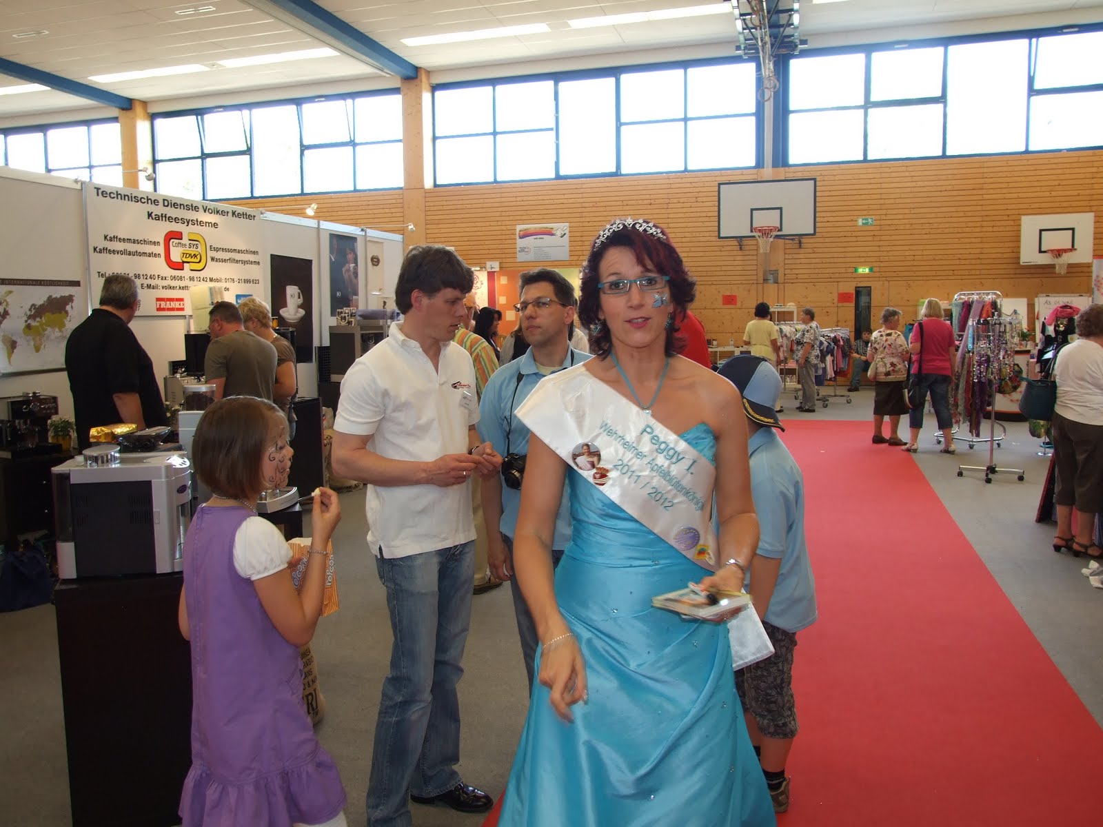 Ergebnisbericht 2011 Der Modellregionen Elektromobilitat By Sphera