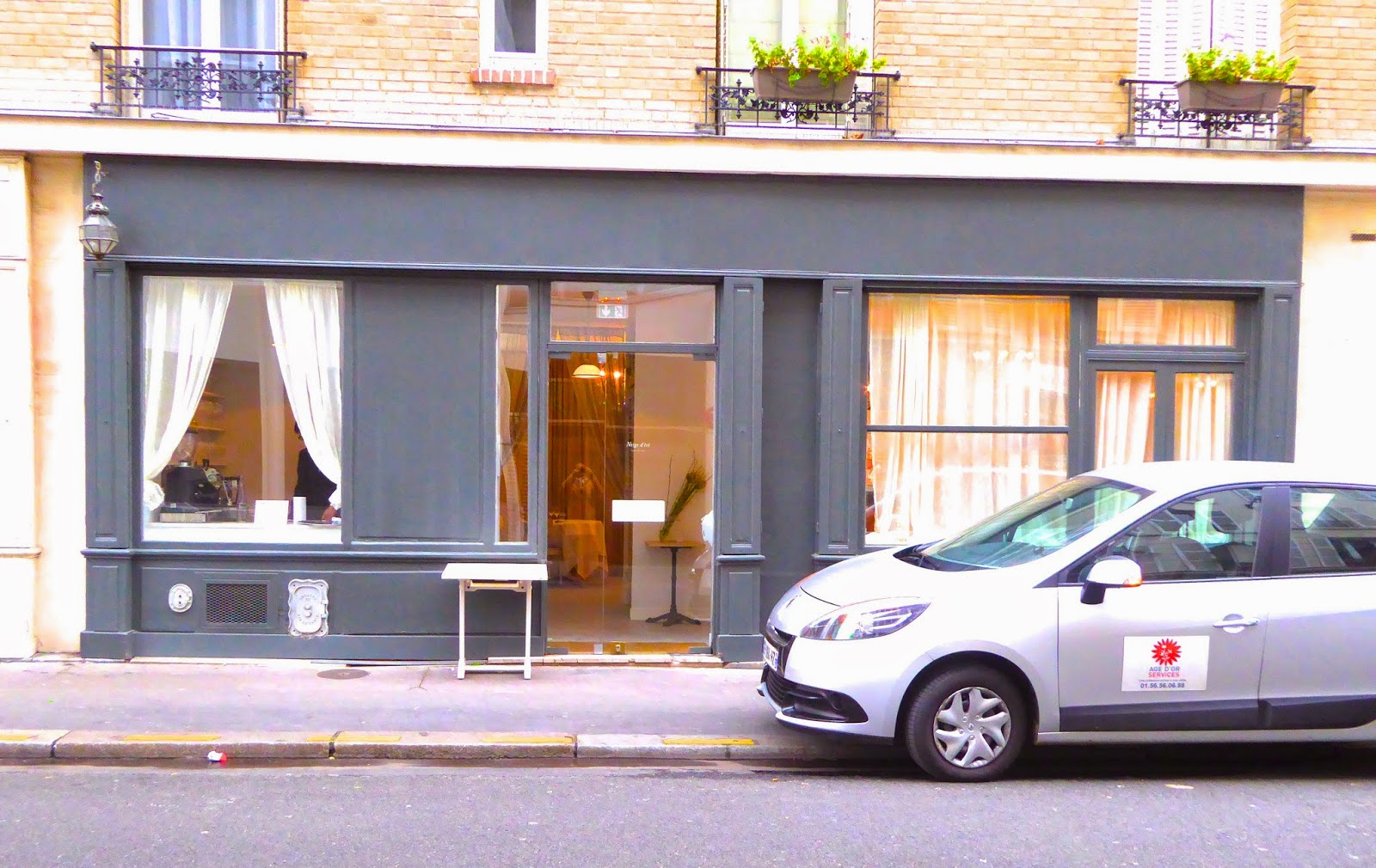 12 Rue De L amiral Roussin 12 Rue De L amiral Roussin