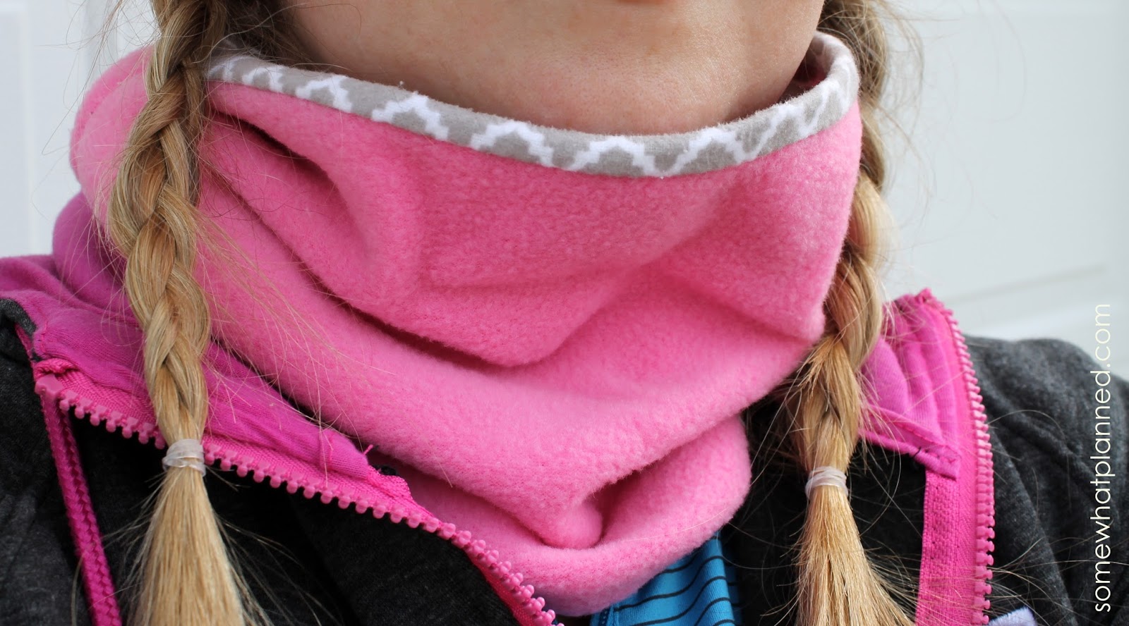 DIY Make Your Own Neck Warmer (or Neck Gaiter) Sewing scarves