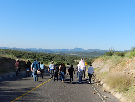 Por la carretera