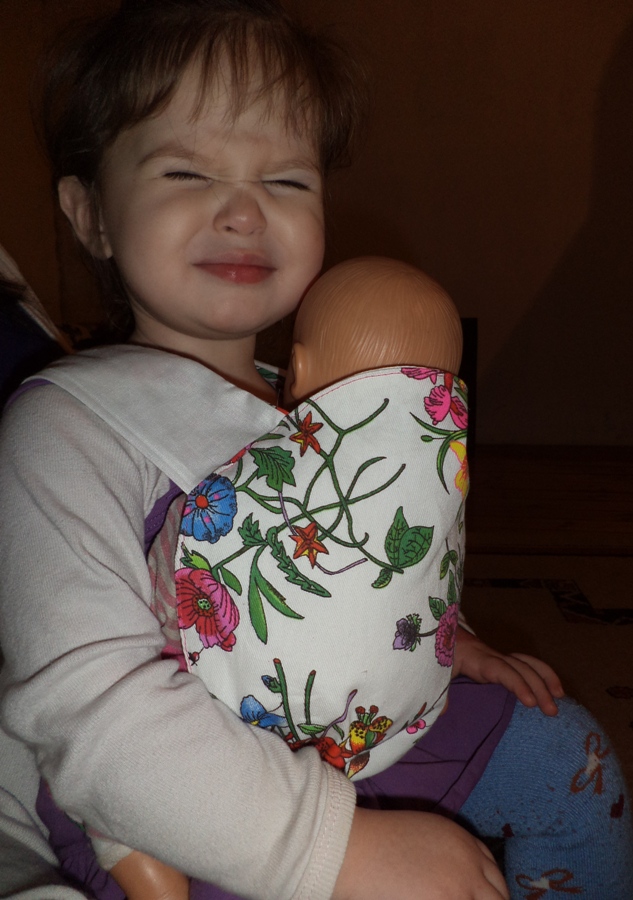 Ruffles,bows,dots,and much more... Baby doll carrier tutorial