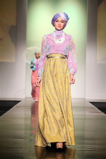 21 Model Kebaya Muslim Modern Pesta Terbaru 21 Model Kebaya Muslim Modern Pesta Terbaru