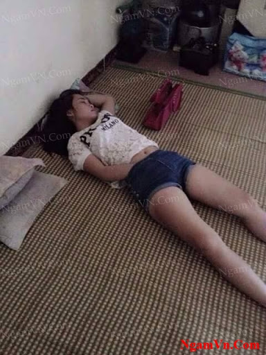 Khi con gái ngủ  Không như hình vẫn chụp đâu nhé 