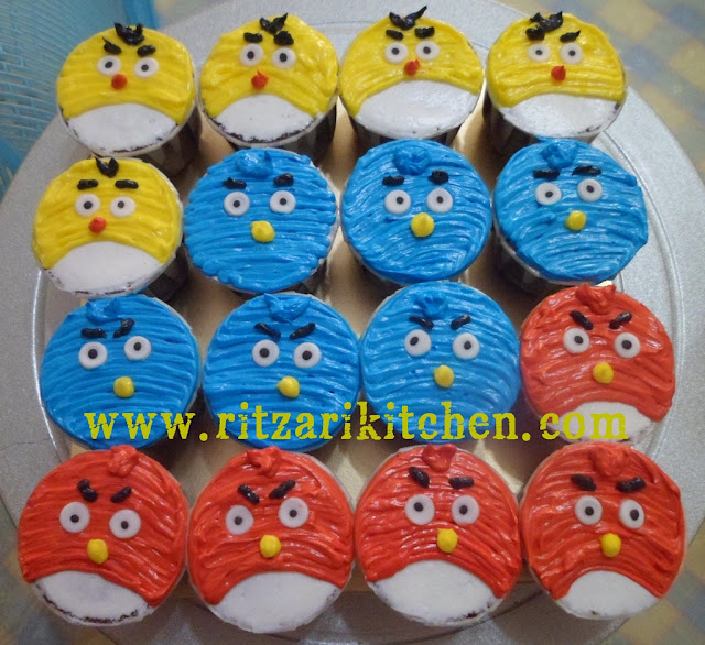 angry bird cupcake