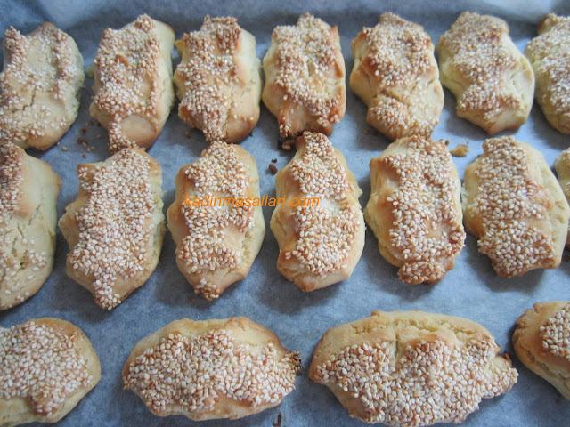 Tahinli Susamlı KurabiyeKadın Masalları