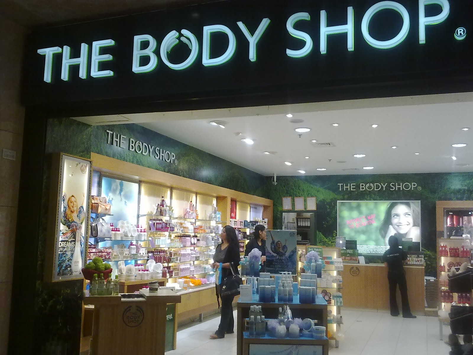 Kuweight 64 ECO FRIENDLY EARTH LOVERS SHOWER GEL FROM BODY SHOP