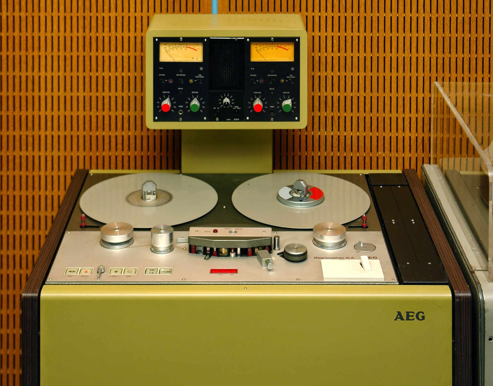 聲音的無上幻覺: 由盤帶錄音機來看類比錄音的黃金世代~195X; Open reel