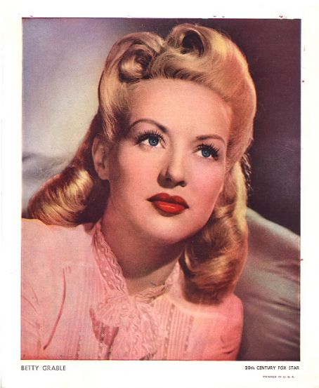 Танец Джейн Расселл В Суде – Джентльмены Предпочитают Блондинок (1953)