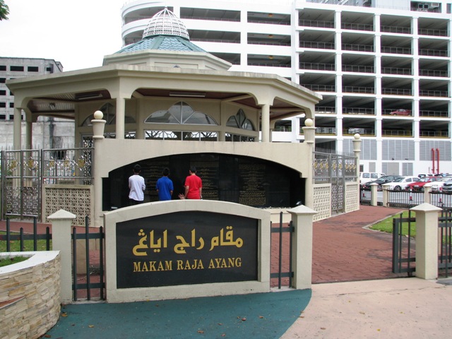 Makam Raja Ayang