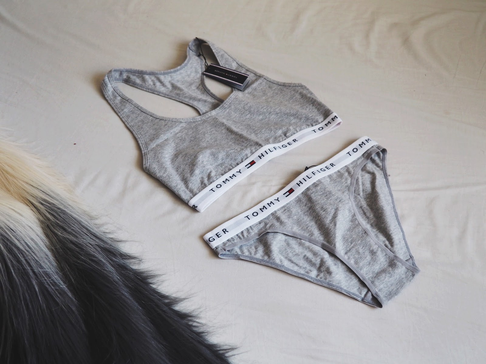 tommy hilfiger sports bra and panty set