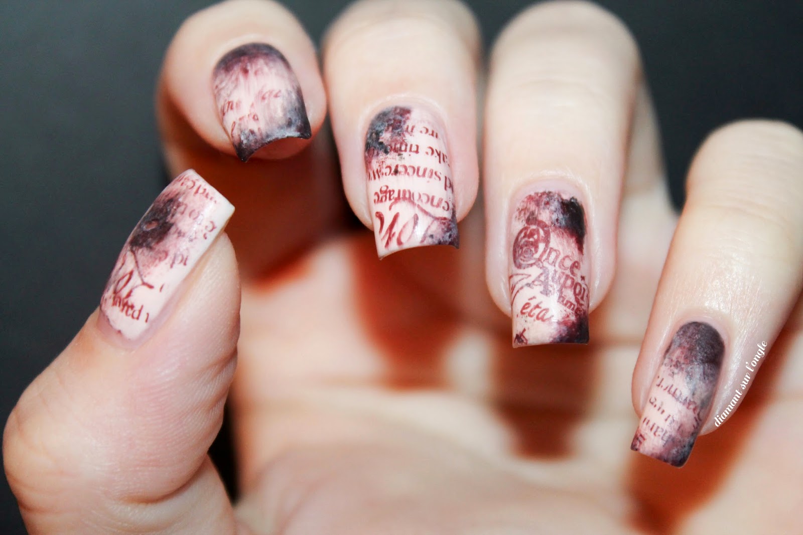 Old book page's nail art