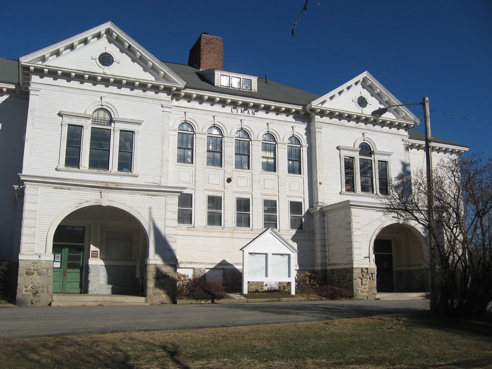 Exploring Massachusetts December 24th 2011 Learning about Pianos in
