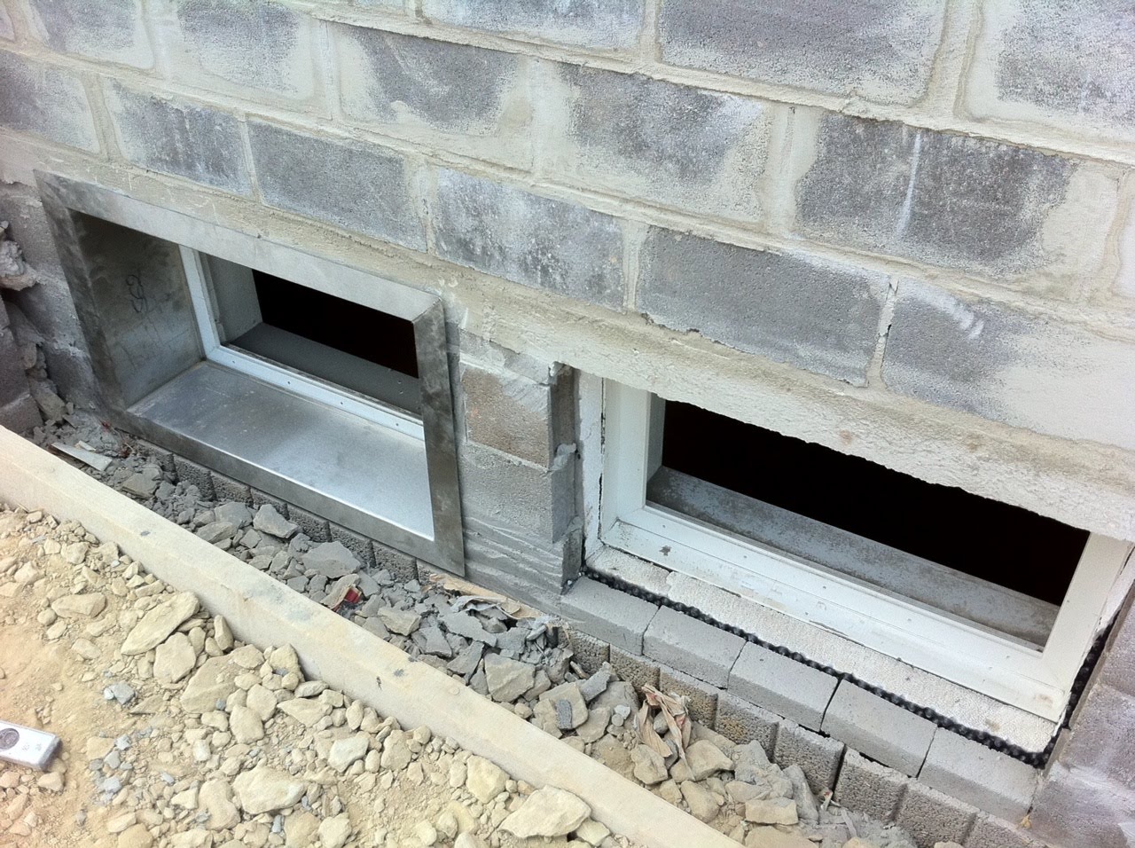 Baublog Kellerfenster Lichtschacht