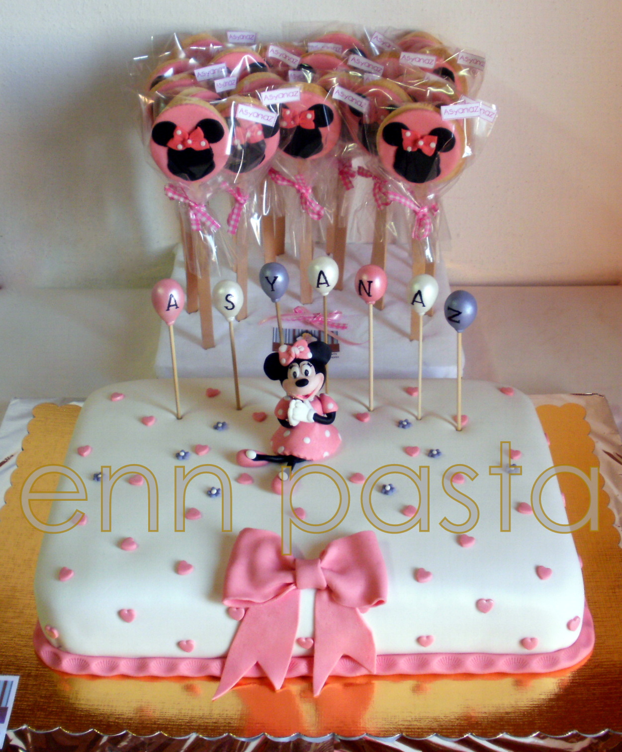Enn Pasta Minnie Mouse�lu Pasta ve Kurabiye Seti