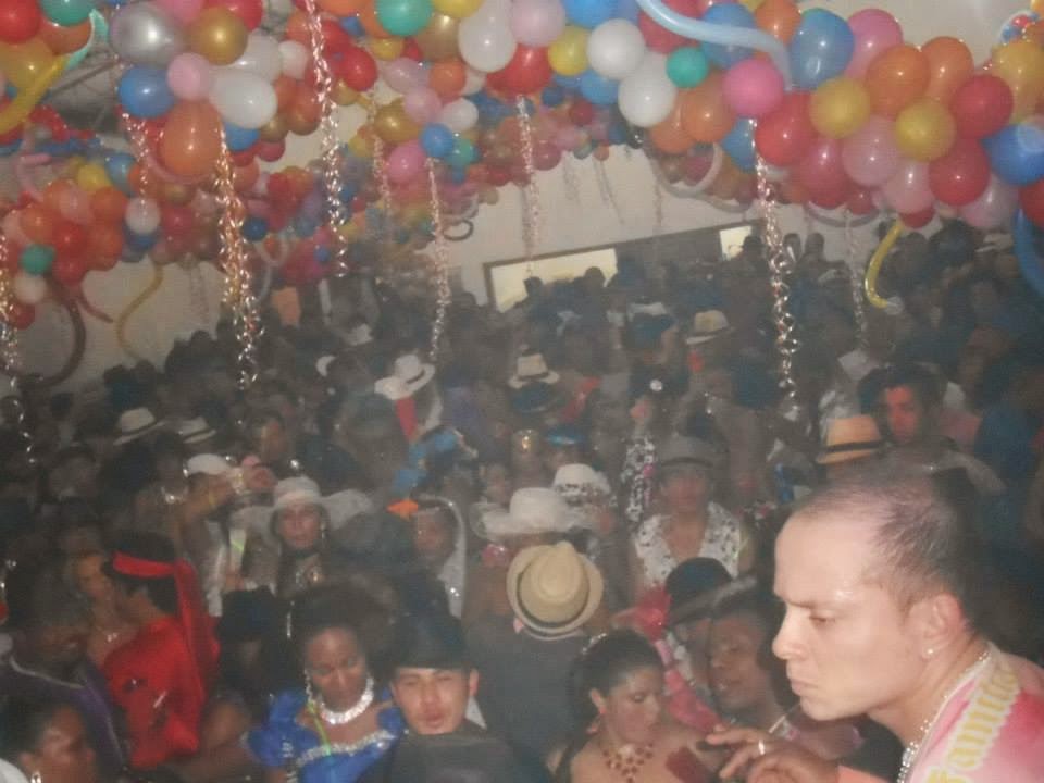 decoracao festa xango:Marmota Brasil: (Ala da Menina faz festa de arromba) Festa Carnaval de decoracao festa xango:Marmota Brasil: (Ala da Menina faz festa de arromba) Festa Carnaval de