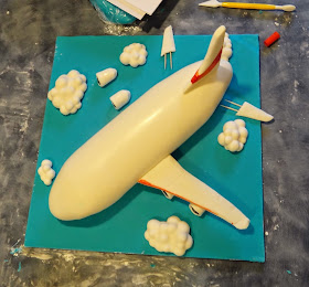 Delicious Art: Aeroplane Cake with picture tutorial