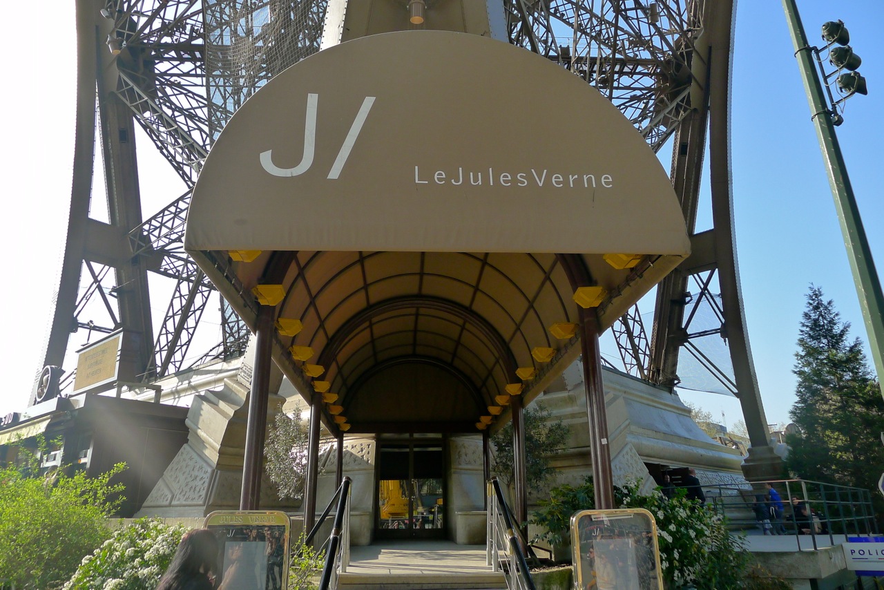 Ducasse has high hopes for Eiffel Tower restaurant