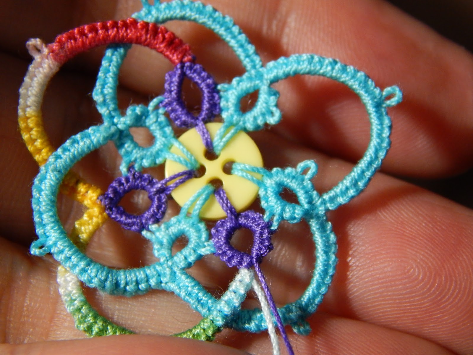 Carollyn's Tatting Blog Practice Occhi with Buttons