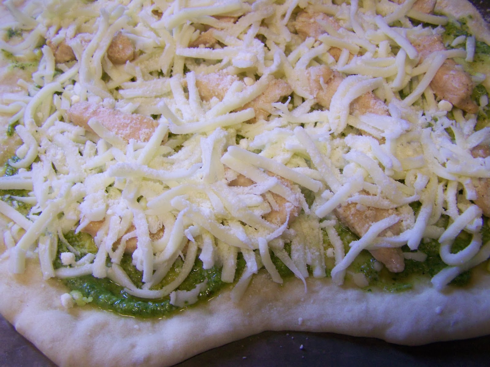 Culinary Brainchild Chicken Basil Pesto Pizza